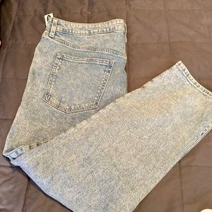 12. Old Navy, Light denim jeans.  Never worn.  Size 16.